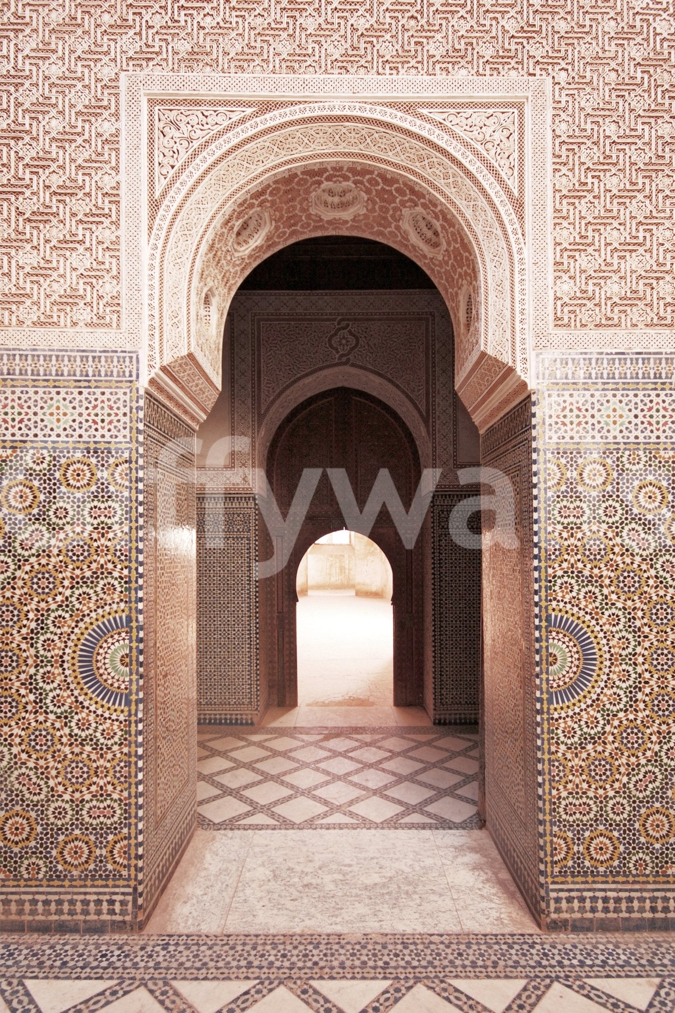 Quiet patterned wall design