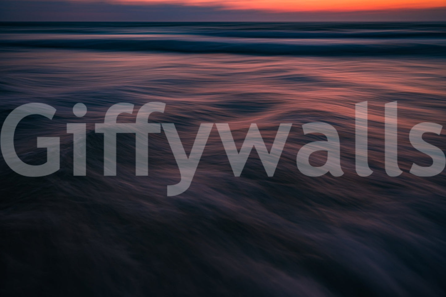 A detail of the brushstrokes and tones in the design.