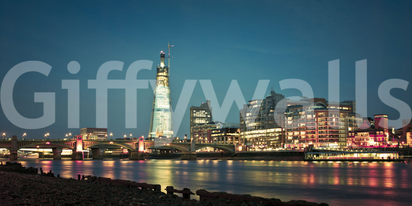 Thames Twilight wallpaper shot at blue hour over the London waterfront