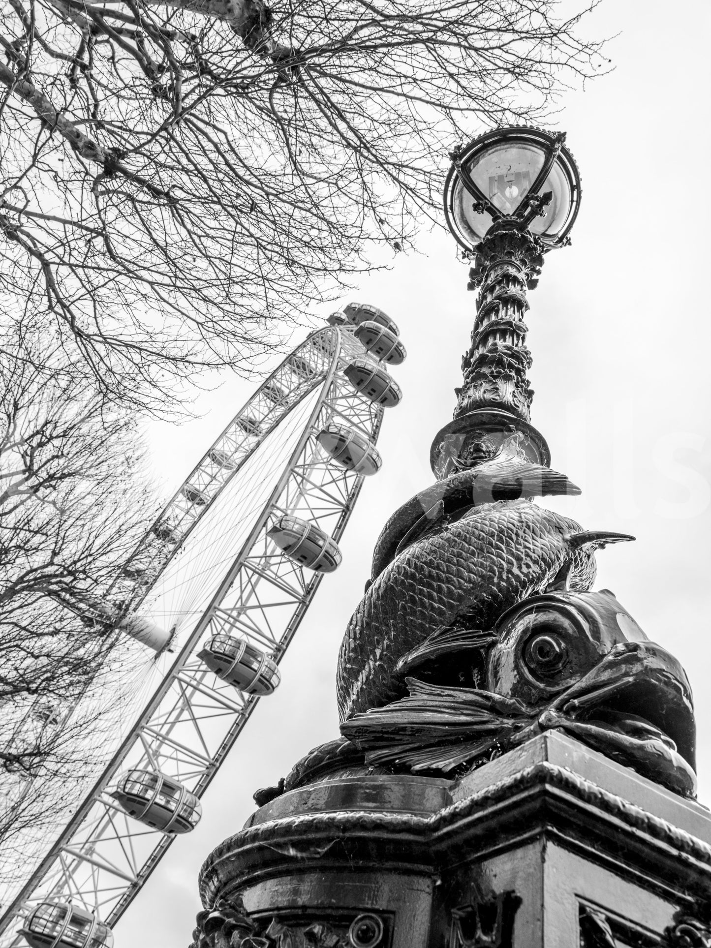 London Landmark Observation Wheel and Lamppost Wall Mural