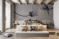 Graceful floral wallpaper in neutral hues
