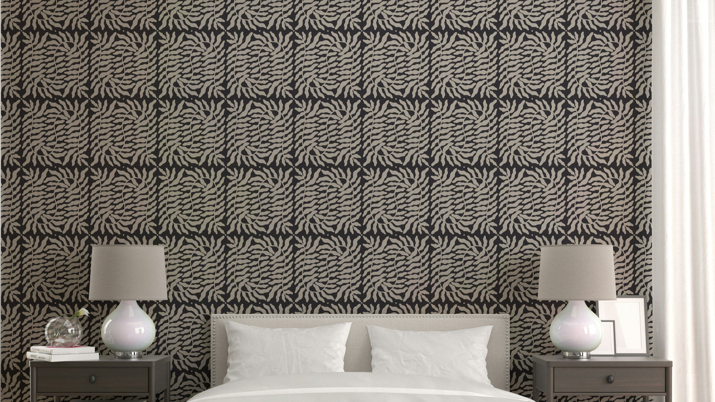 Neutral wallpaper featuring soft fern patterns

