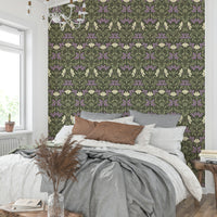 Elegant vintage wallpaper featuring soft blooms

