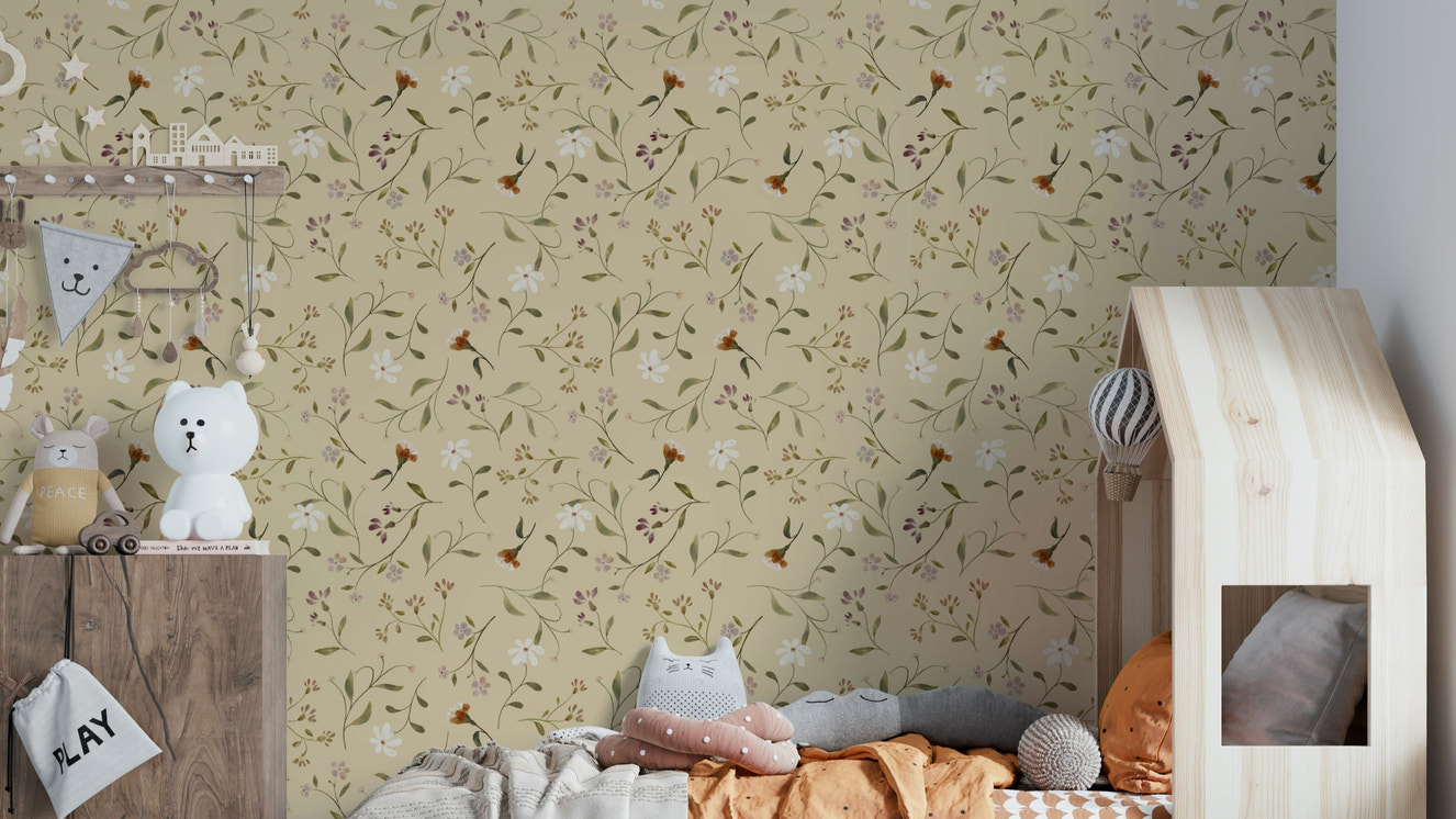 Vanilla-colored Memories in Petals wallpaper detail shot

