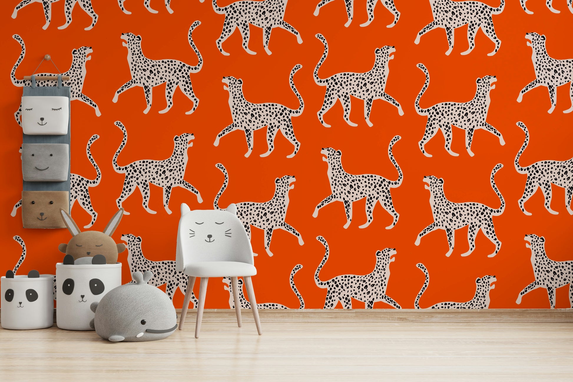 Easy-to-apply animal print wallpaper

