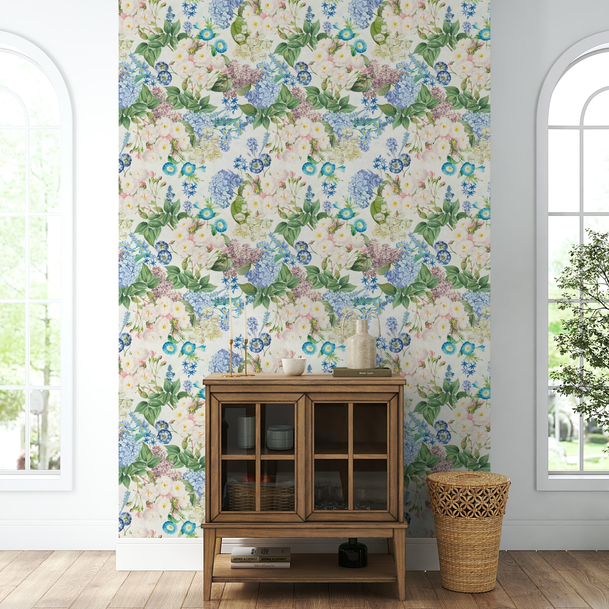 Elegant floral wallpaper showcasing romantic rose and hydrangea patterns.

