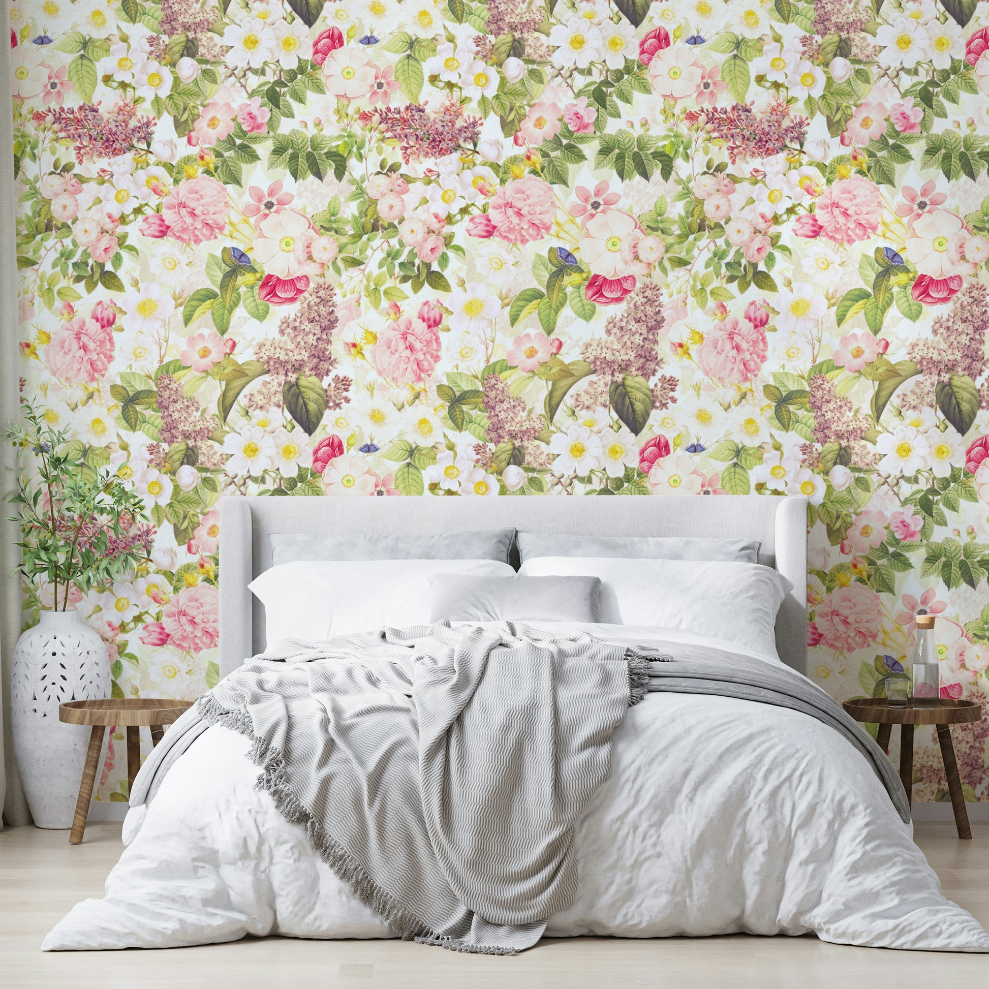 Vintage-inspired wallpaper featuring garden blooms

