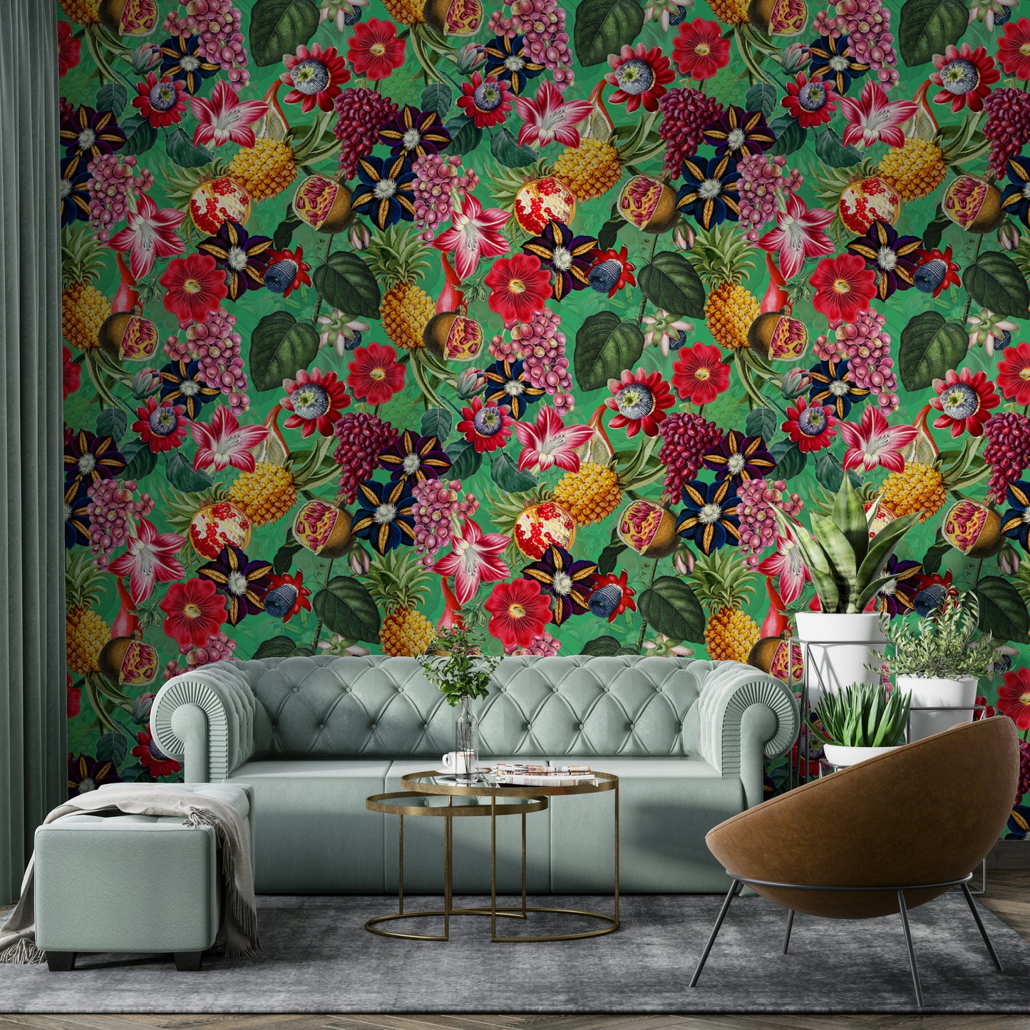 Nature-inspired wall covering with leafy paradise

