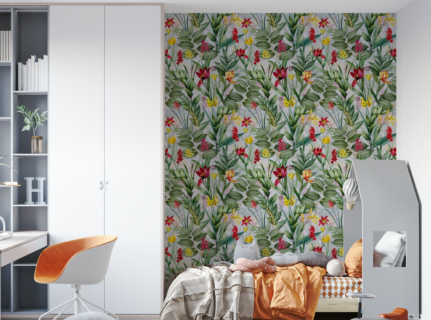 Garden bloom wallpaper with rich colors and floral patterns.

