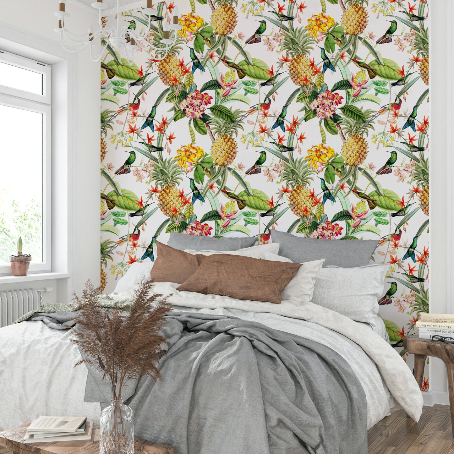 Tropical bird wallpaper with hummingbirds in vibrant colors.

