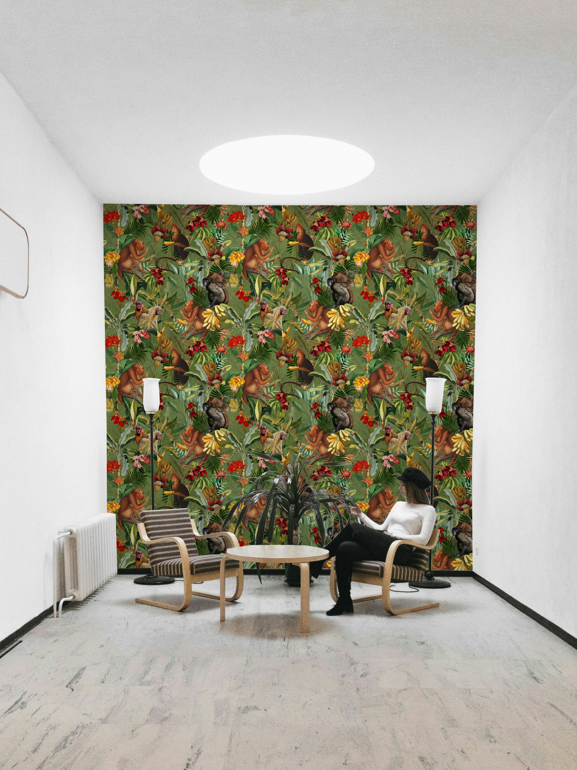 Lush green jungle wallpaper with vibrant tropical leaves.

