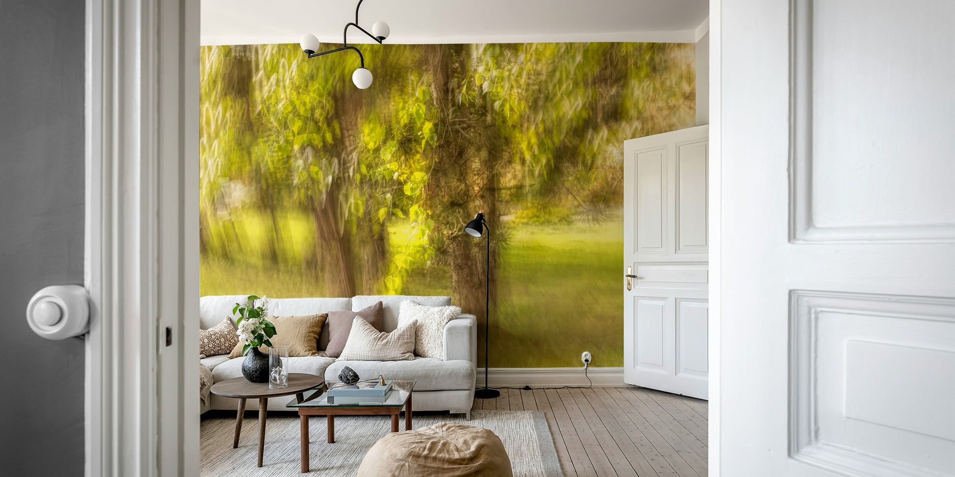 Delicate textures of leaves and branches.

