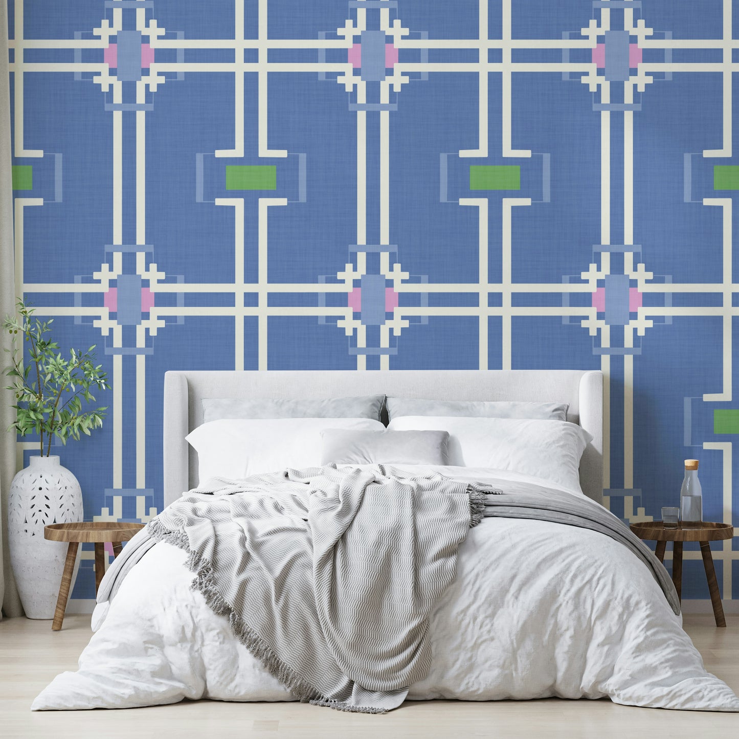 Complex yet harmonious grid-like design.

