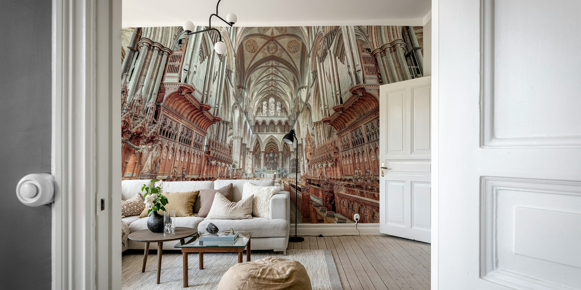 Soaring vaulted ceilings.

