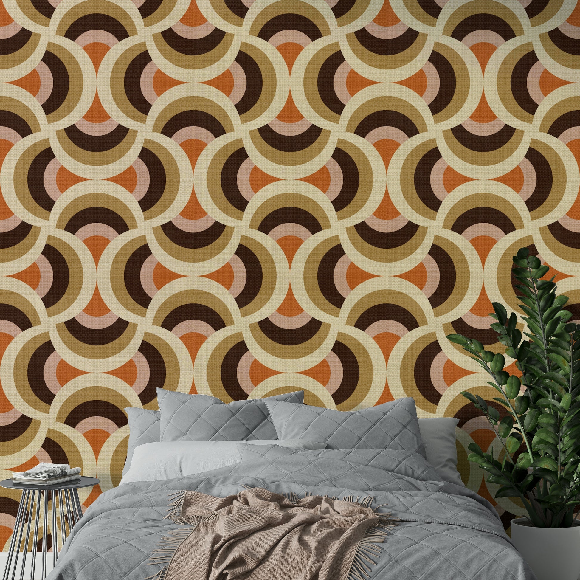 Stylish circle motif mural
