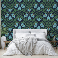 A dramatic and elegant floral wallpaper pattern.
