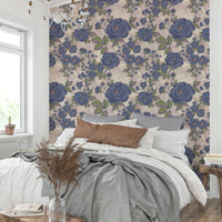Wallpaper with a mix of different floral shapes and sizes.

