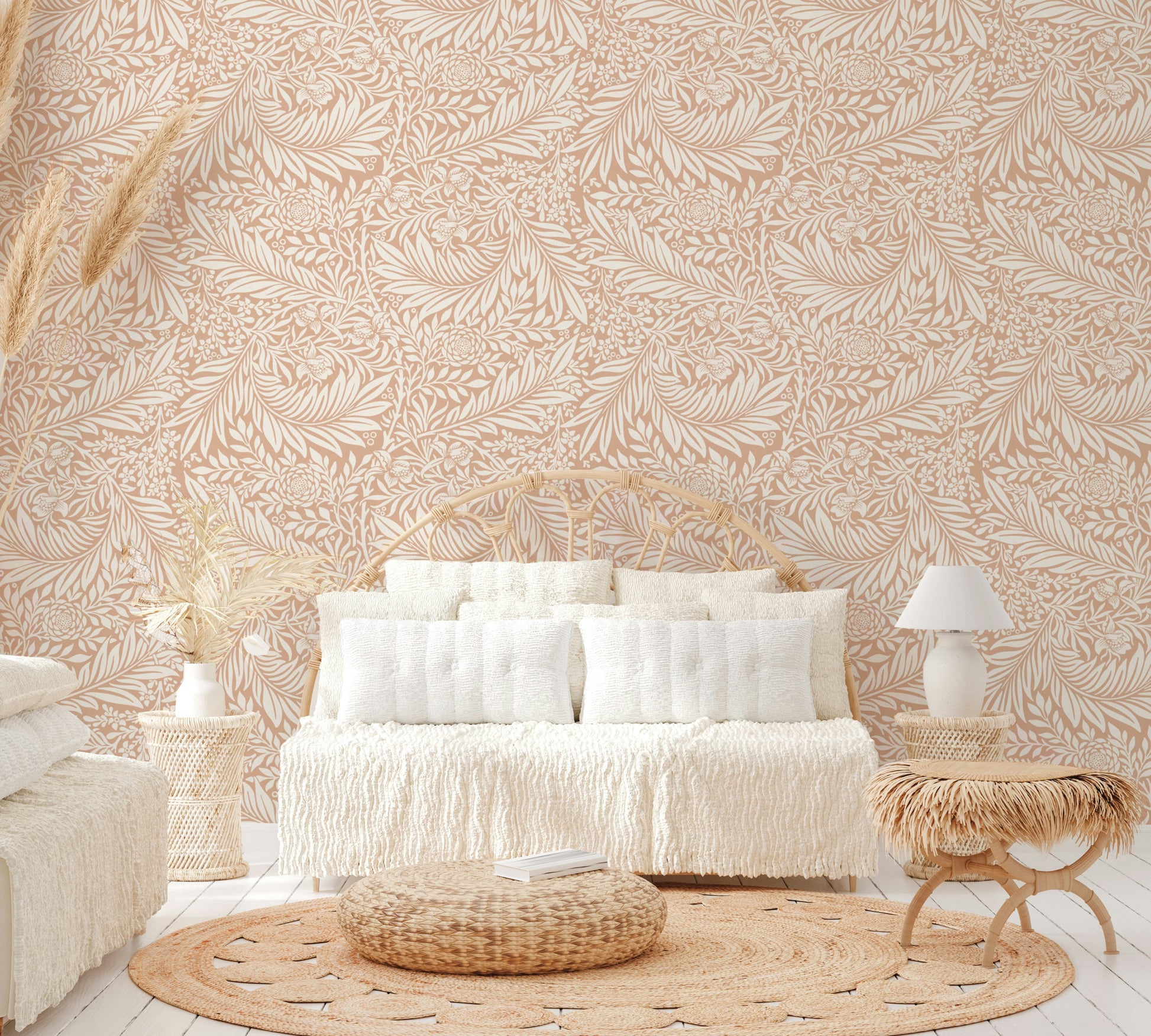 The style is vintage and feels very connected to a sense of history.

