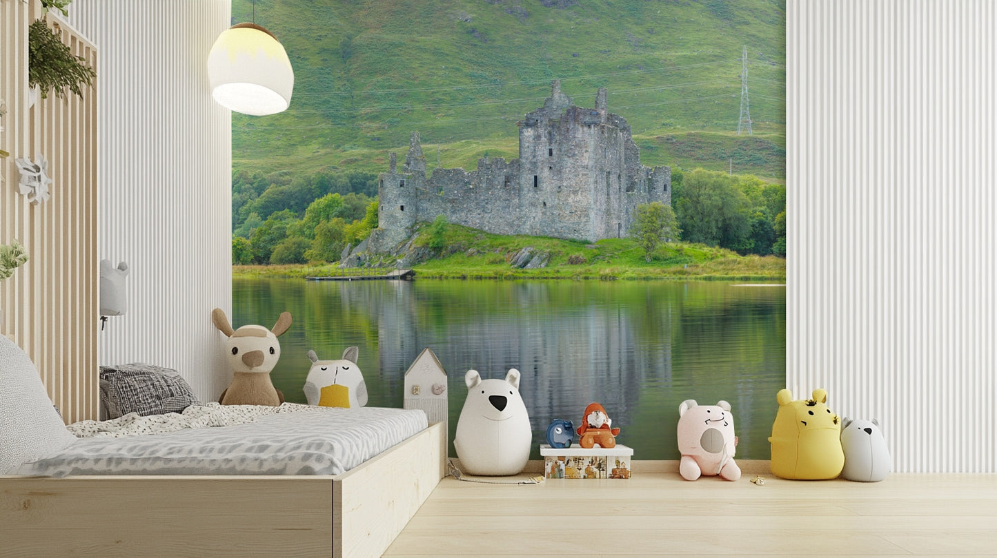 The composition is balanced and shows the castle and its reflection.

