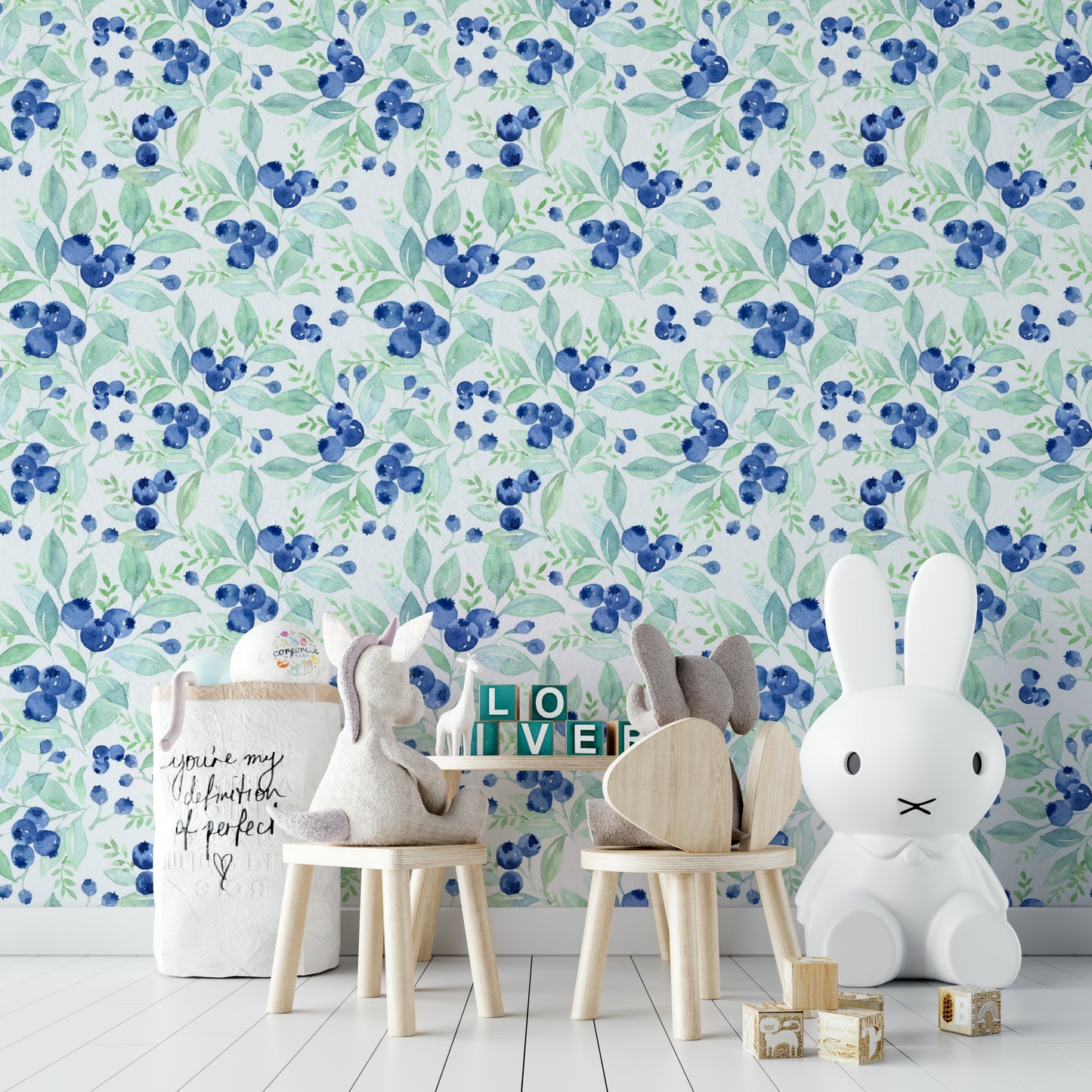 Scandinavian Watercolor Blueberries with Green Forest Leaves Wallpaper⁠