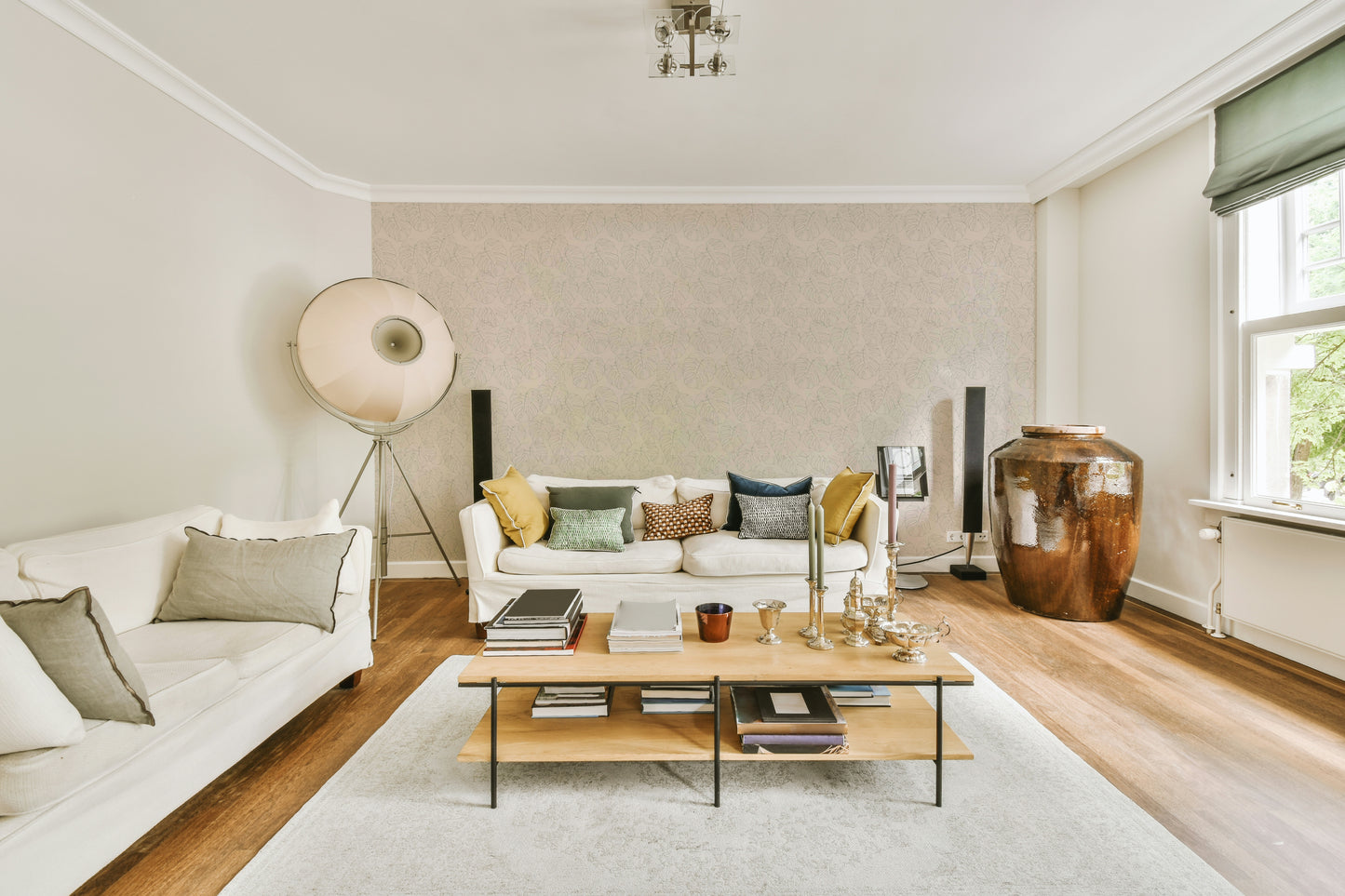 View of friendly shapes and a playful pattern

