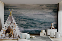 A classic ocean wallpaper for walls with a coastal theme.

