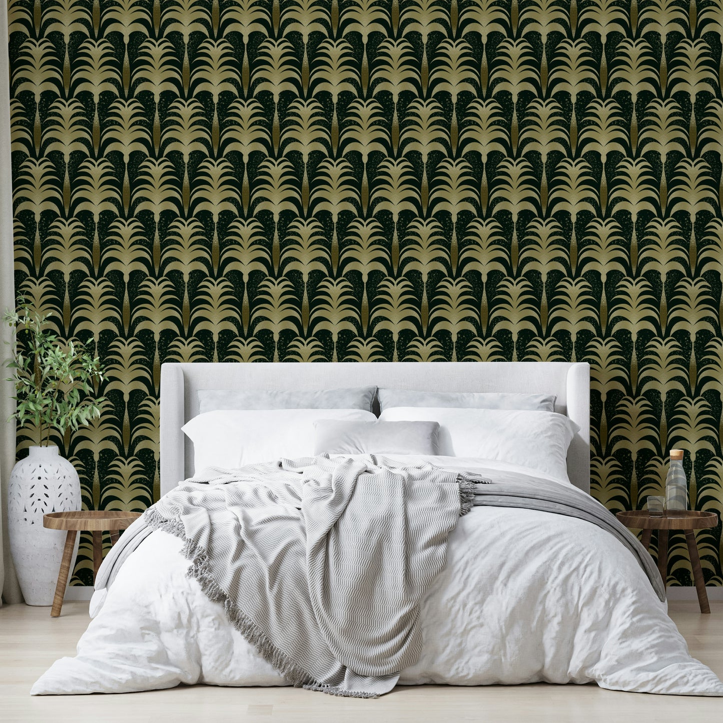 Vintage Palm Luxe Wallpaper⁠