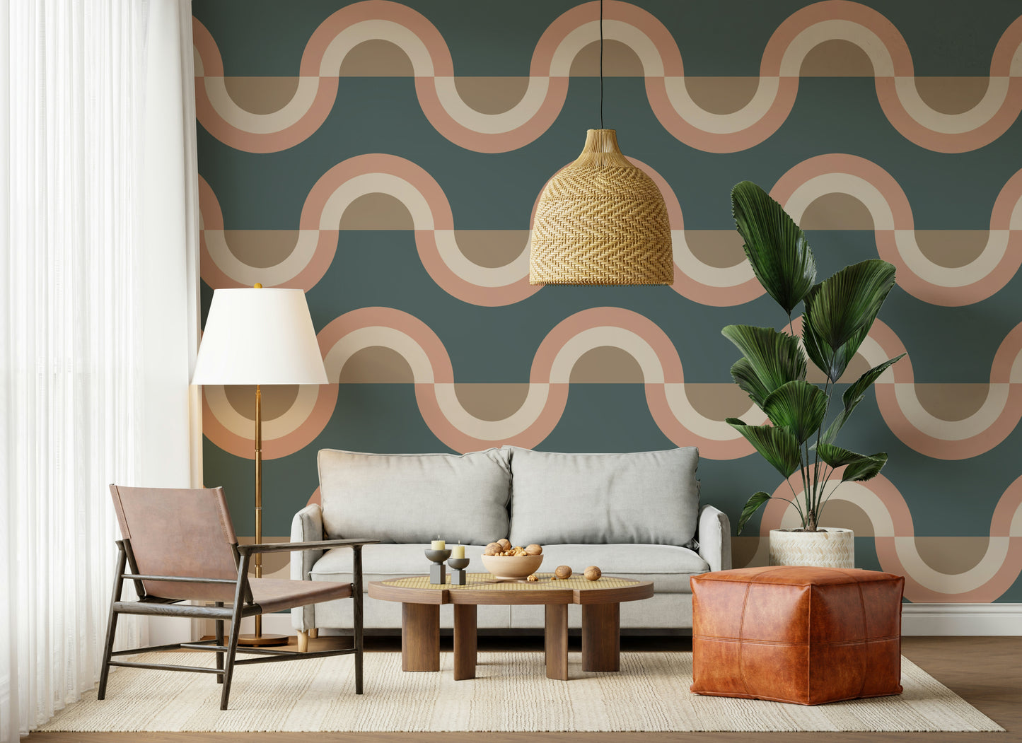 Interlocking semi-circles detail in the bold Modern Retro Arcs Decor Wallpaper.