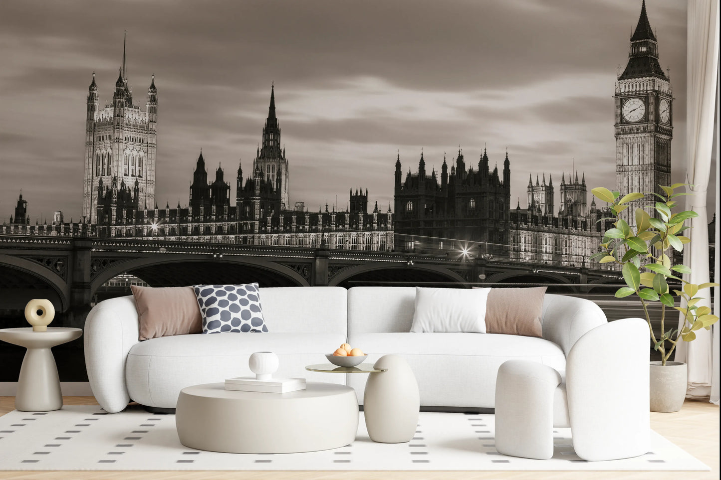 London's Majesty Wall Mural