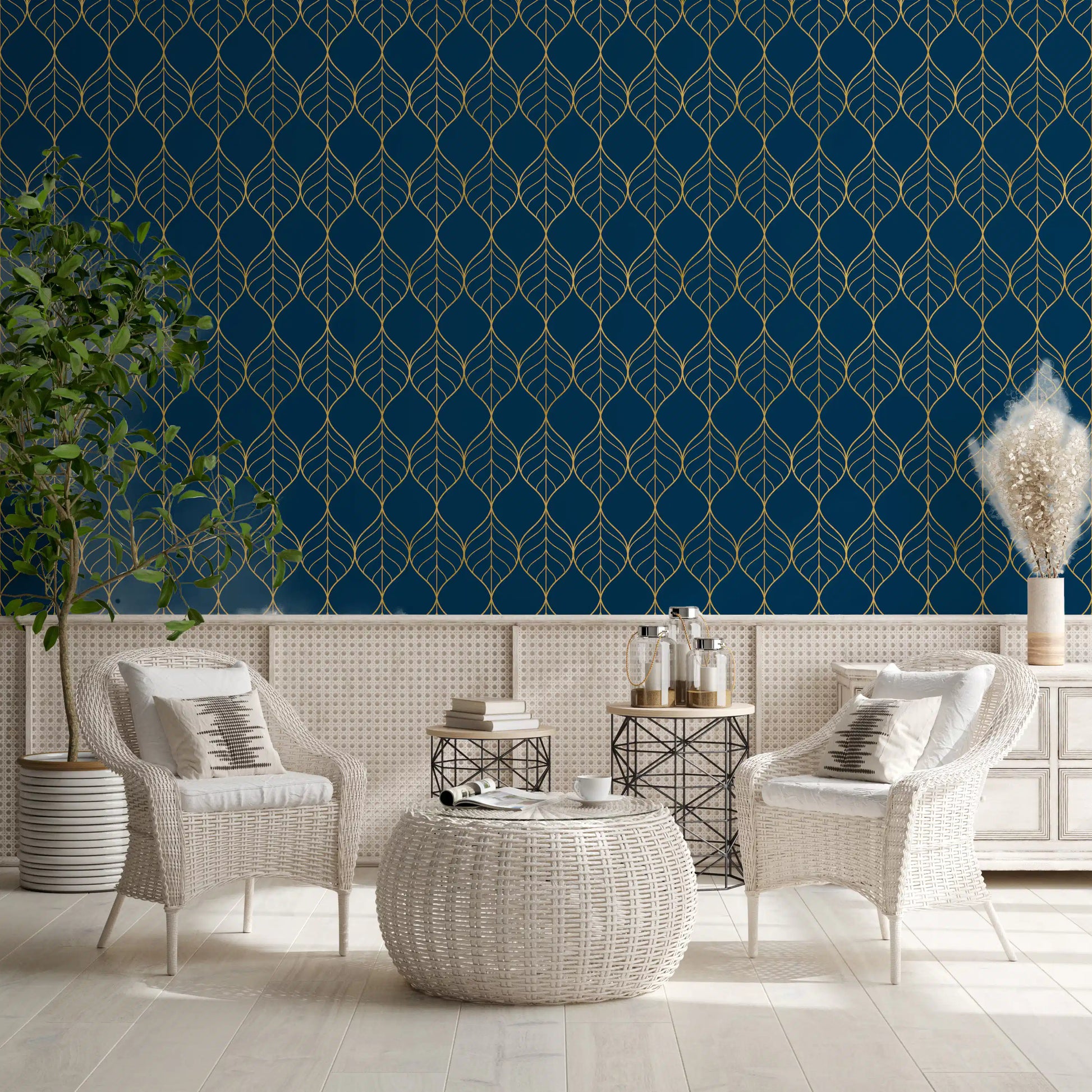 Navy and gold wallpaper with symmetrical leaf-shaped ogee motifs., GD10649