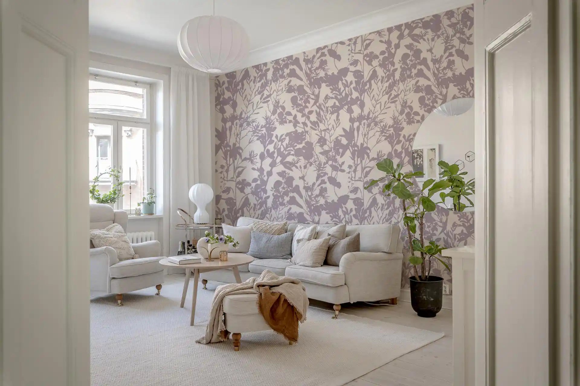 Soft Lavender Botanical Silhouette Wallpaper⁠