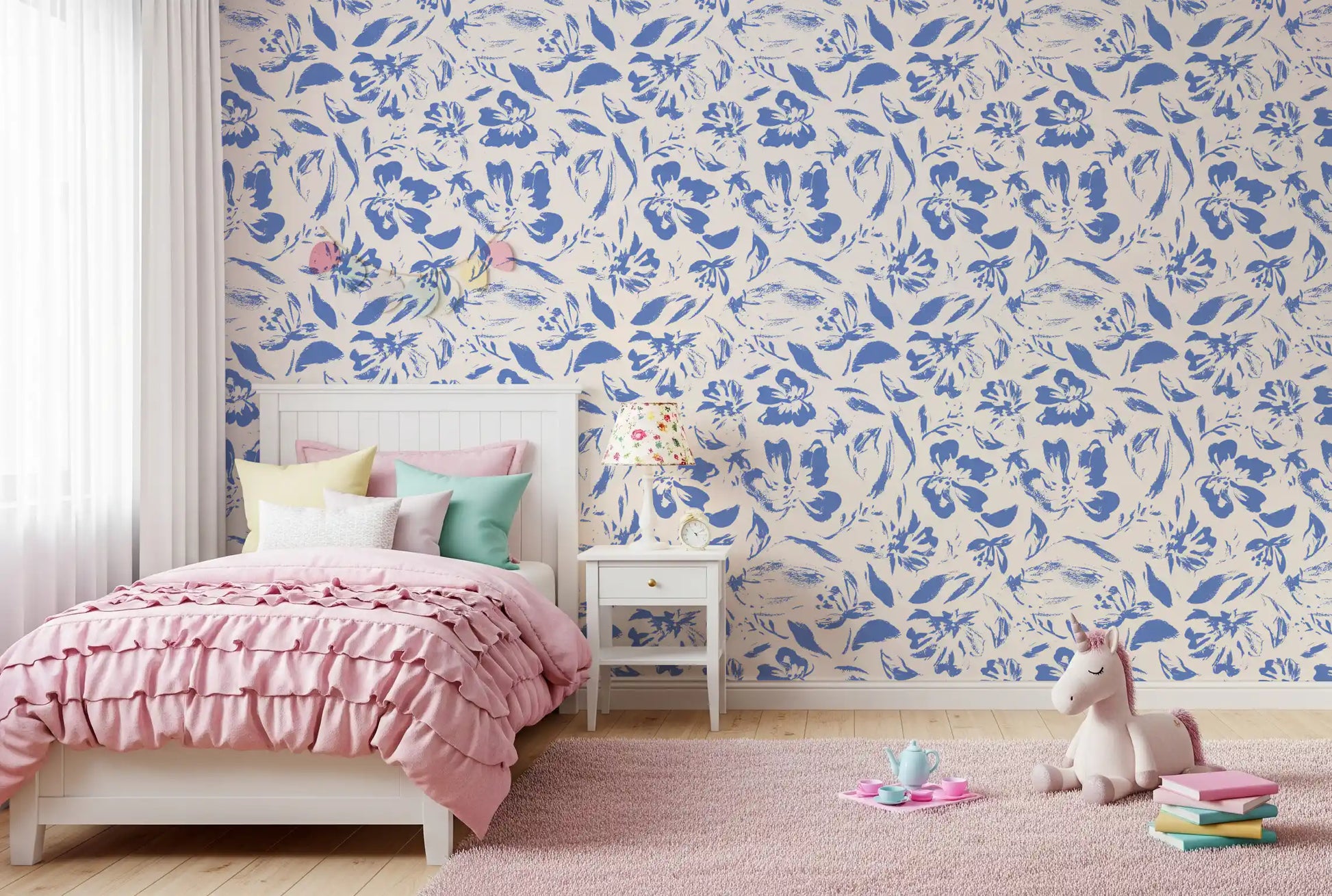 Cream and Cobalt Floral Wallpaper⁠