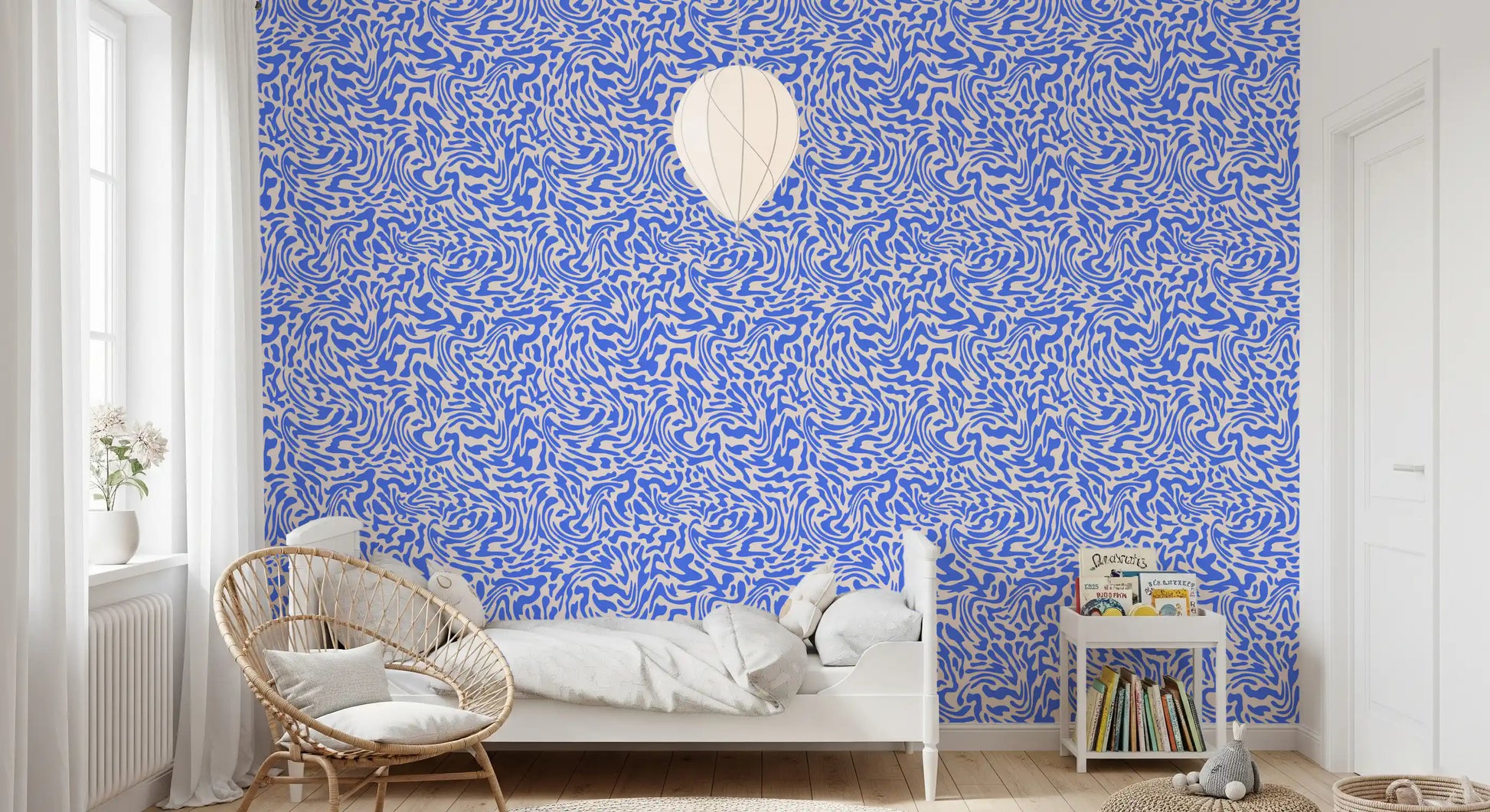 Vibrant Cobalt Swirl Pattern Wallpaper⁠