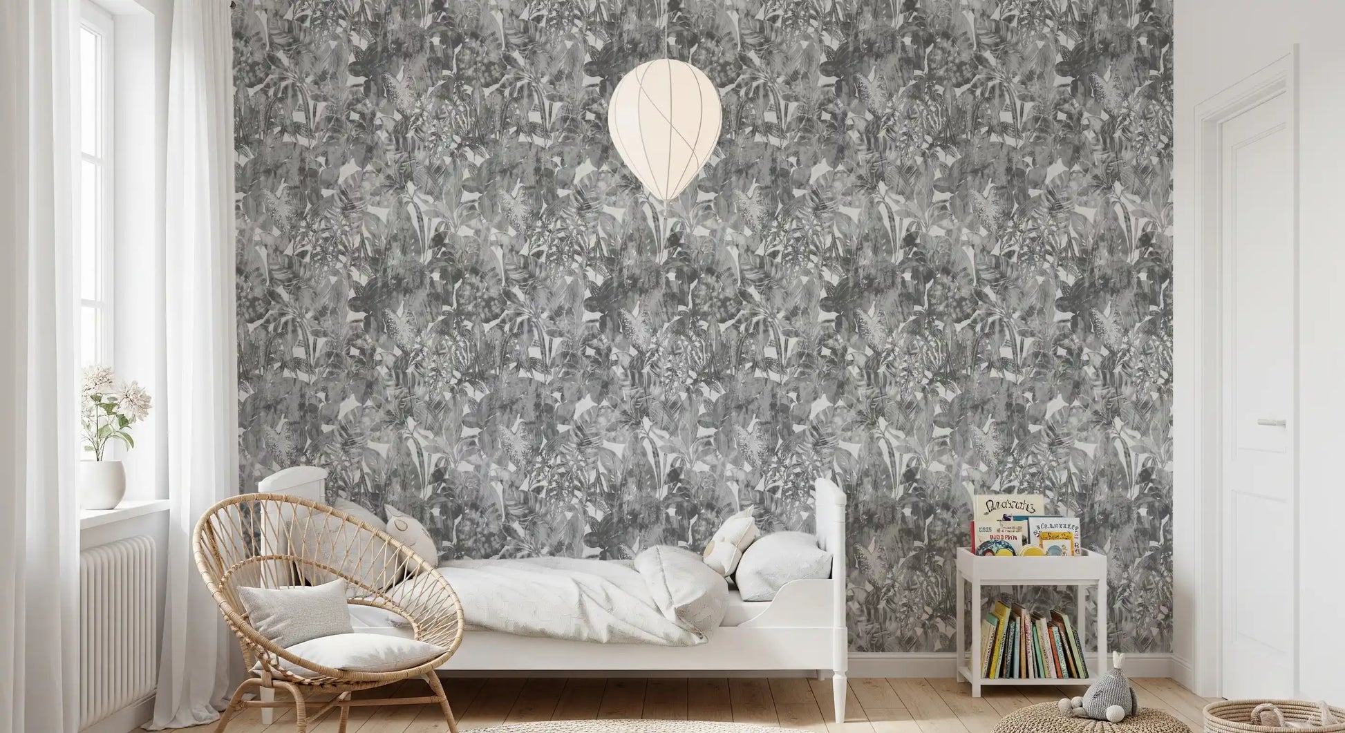Monochrome Jungle Foliage Wallpaper⁠
