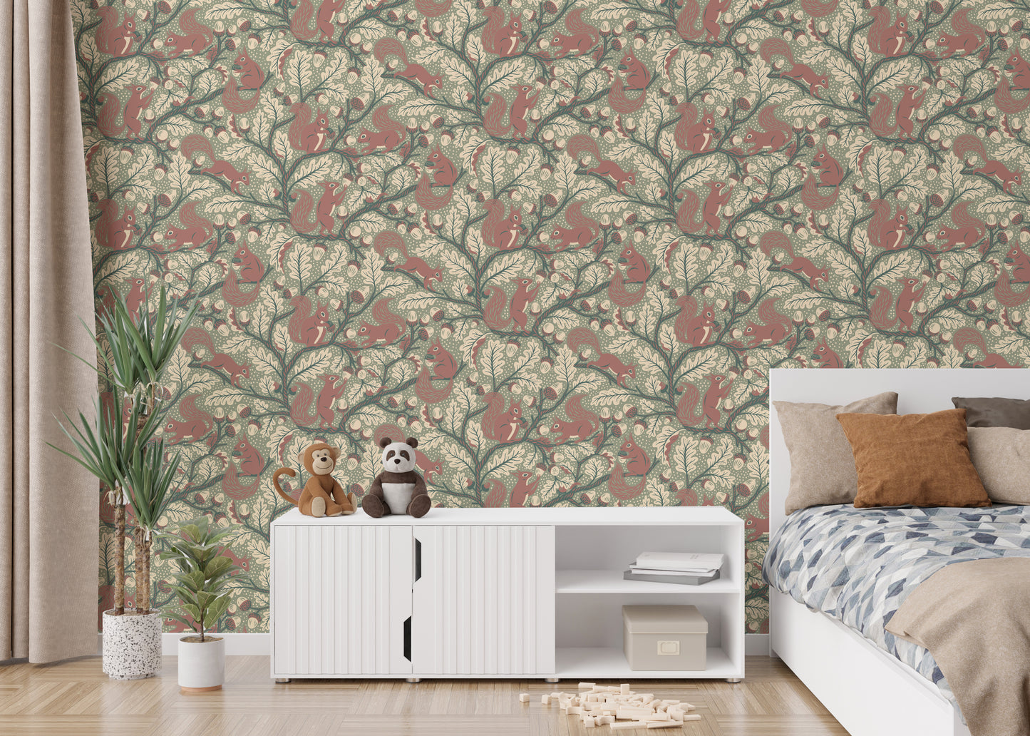 Squirrels in Oak tree - Green Wallpaper⁠