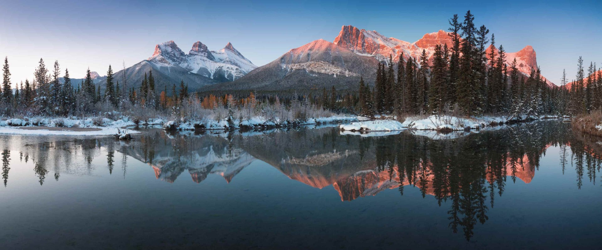 Natural Snow Peak Mountain Wallpaper
