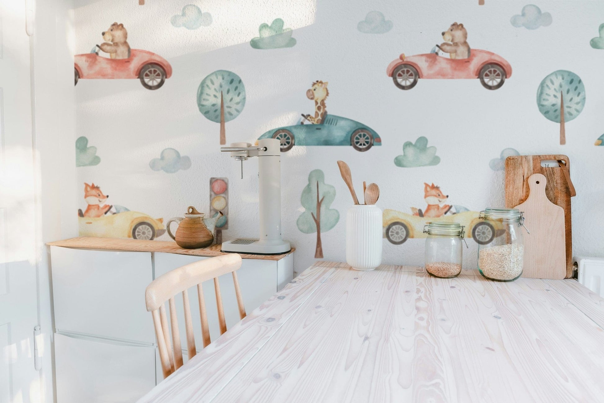 Whimsical animal racers wallpaper for kids' bedrooms
