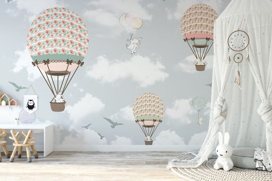 Animals on Balloons in the Sky Wallpaper Mural B153