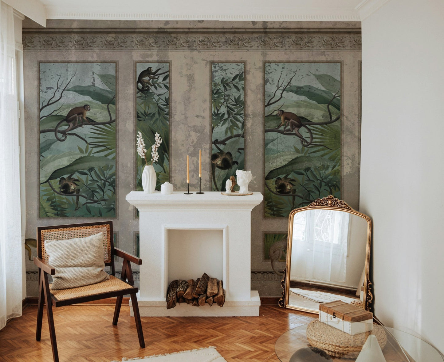 Antique-style jungle wallpaper print
