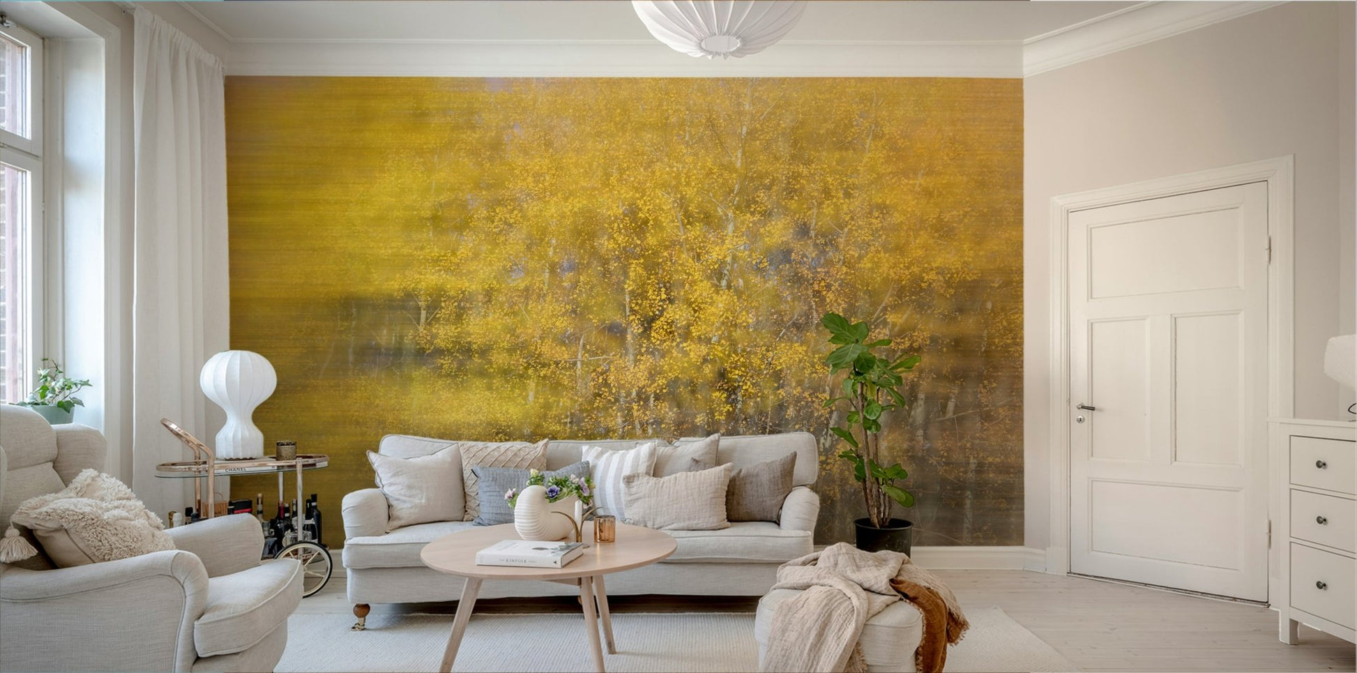 It gives a feeling of calm and immersive beauty.
