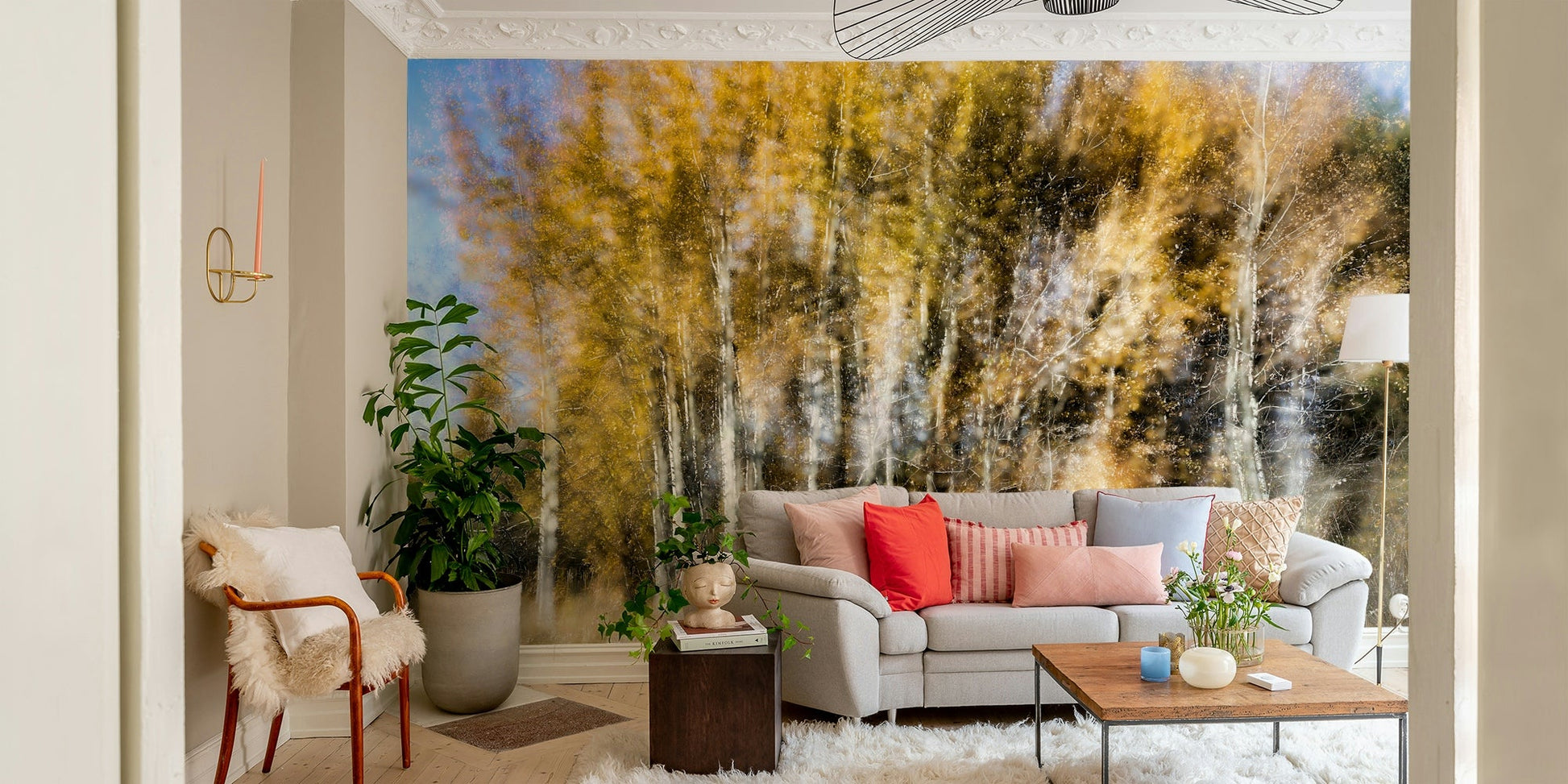 It gives a feeling of calm and immersive beauty.
