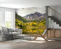 High resolution wallpaper illustrating a peaceful alpine wilderness scene.