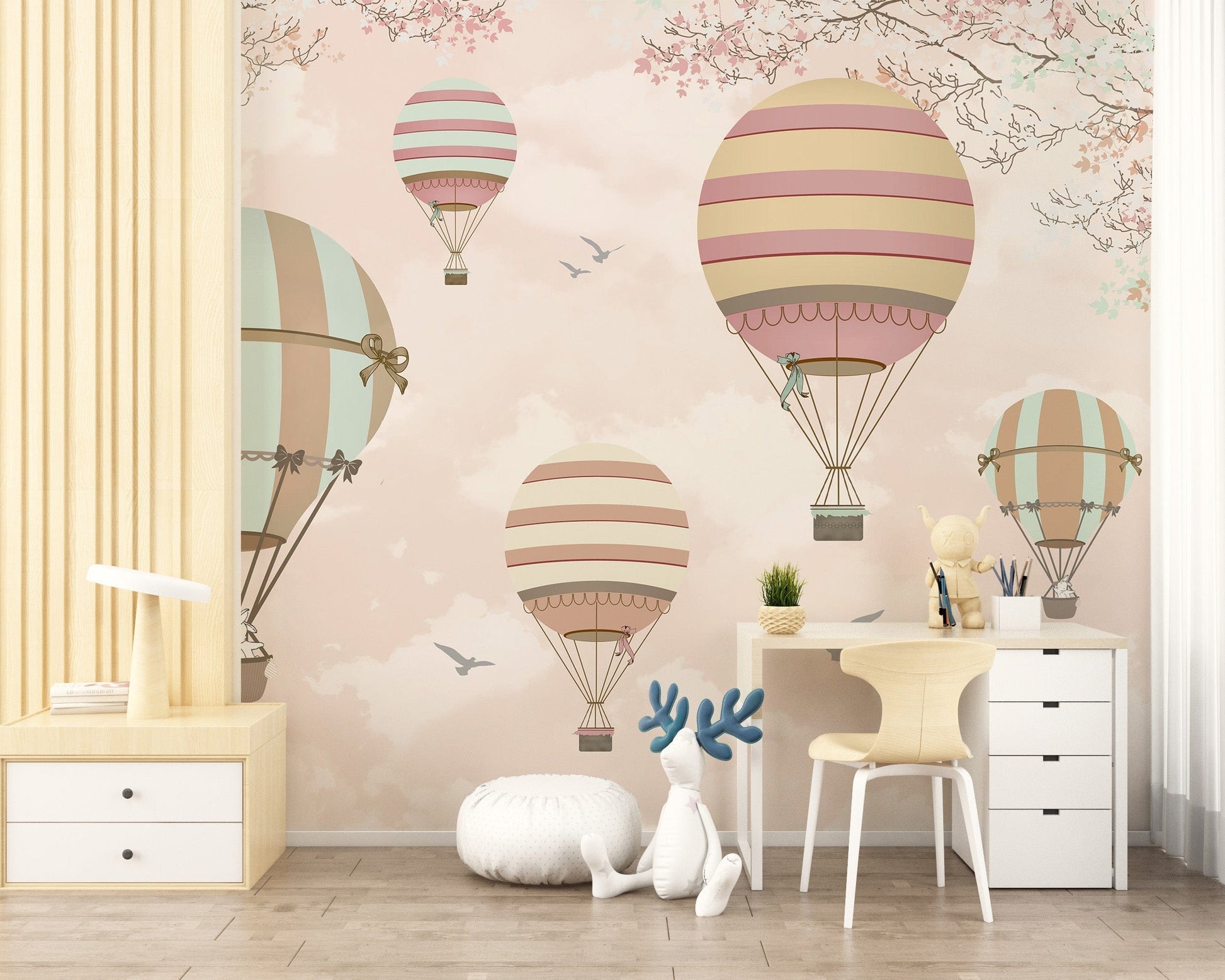 Balloons in the sky wallpaper for children
