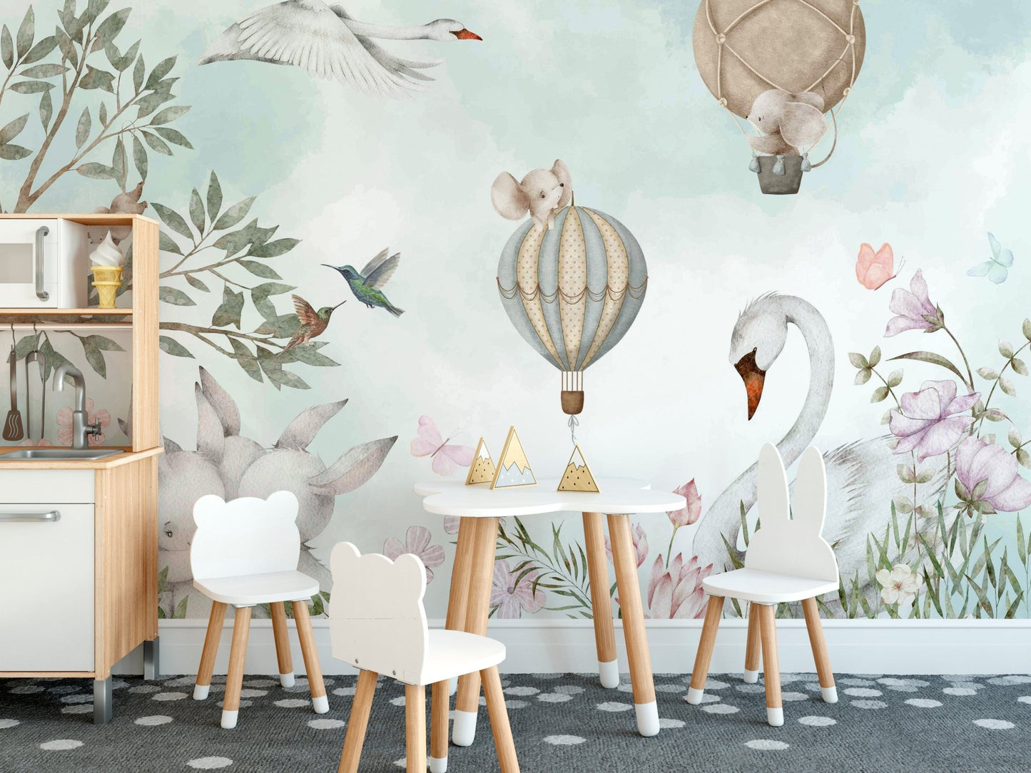 Balloon and animal theme mural design, C114