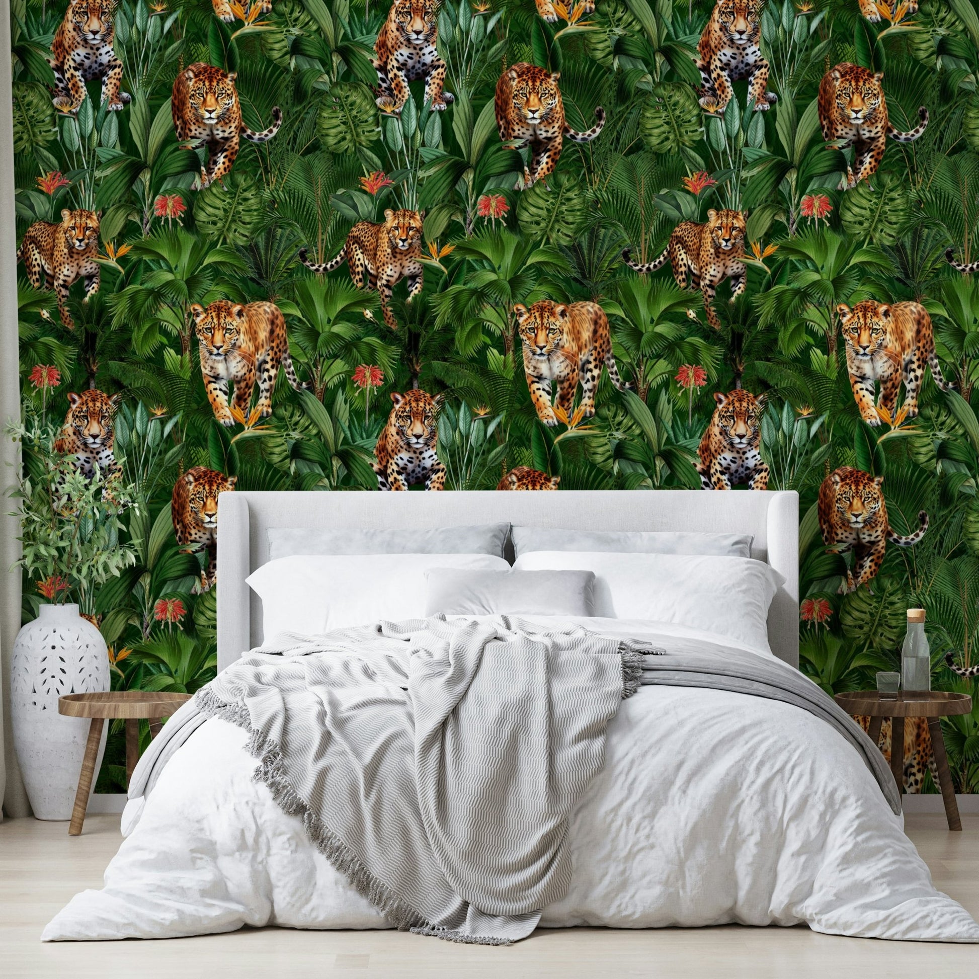 Bold lion wallpaper capturing the spirit of the wild

