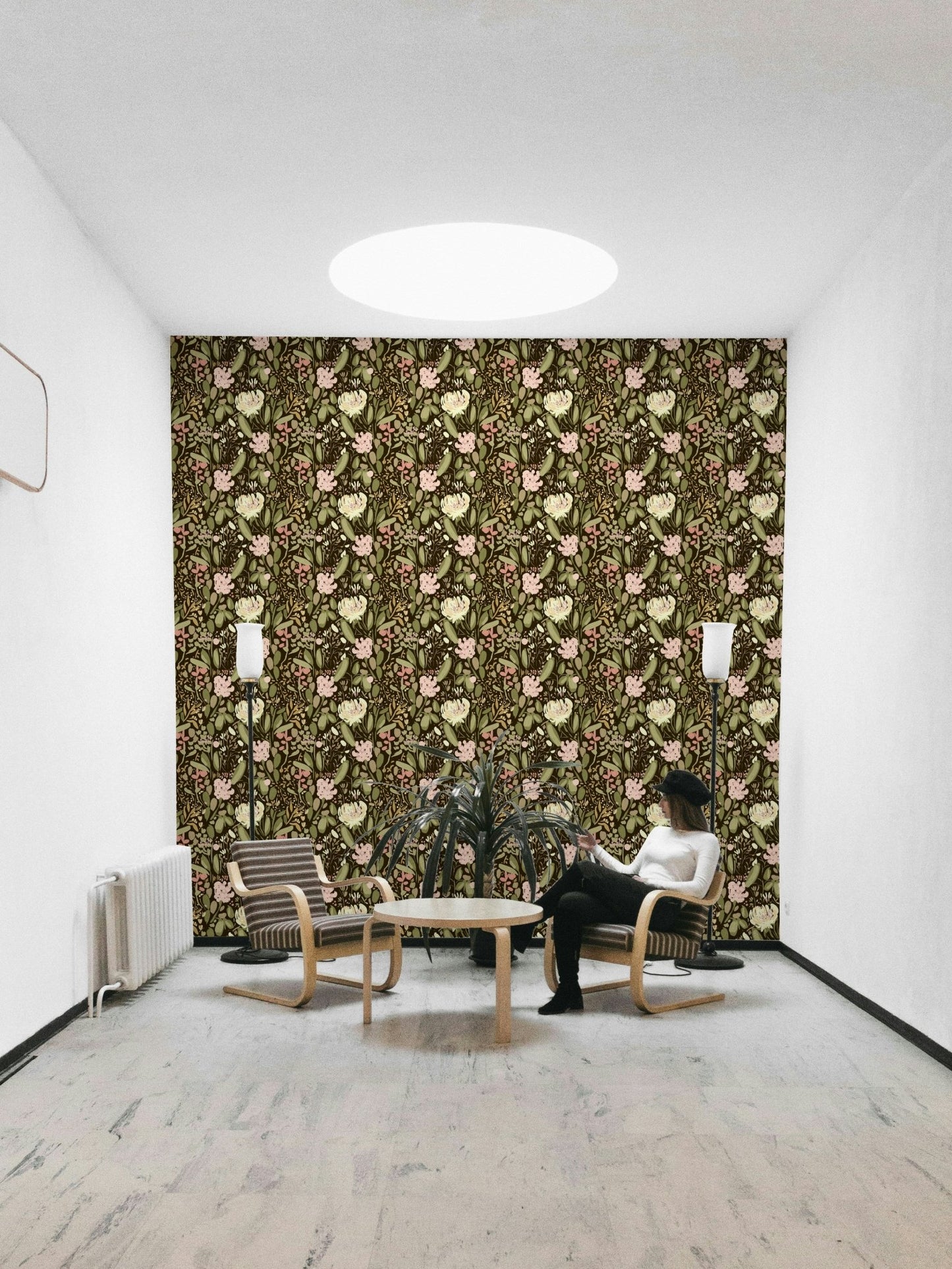 Painterly leaves and flowers layer richly across this wallpaper GD4927
