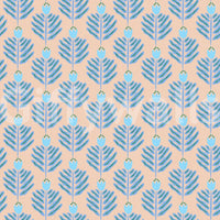 Elegant jungle wallpaper with chunky plant motifs


