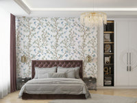 Delicate and intricate Chinoiserie design.

