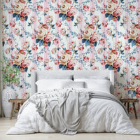 Elegant stripe wallpaper with floral touch

