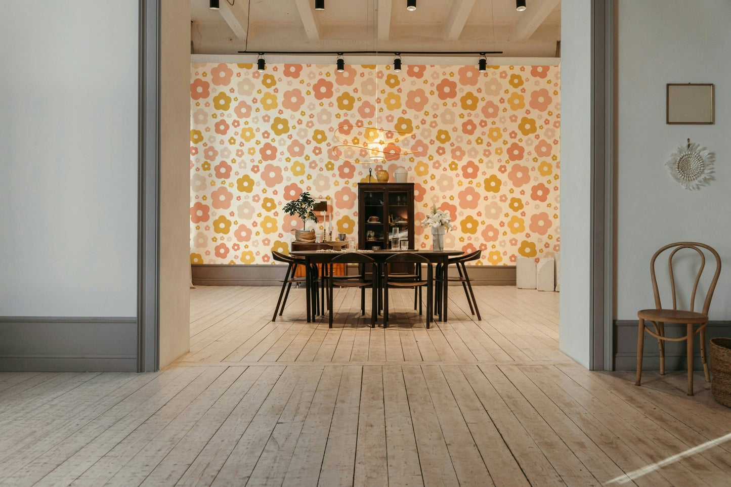 Multicolor daisy wall pattern

